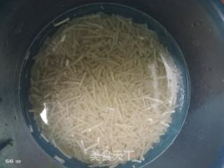韭菜鸡蛋饺子的做法步骤：9