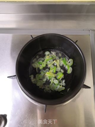 番茄豆腐锅的做法步骤：4