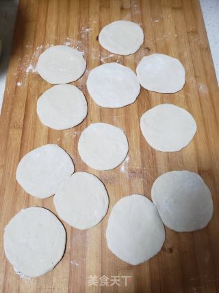 白萝卜猪肉粉条馅包子的做法步骤：11