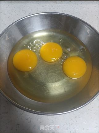 韭菜炒鸡蛋的做法步骤：2