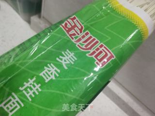 西红柿虾仁打卤面的做法步骤：4