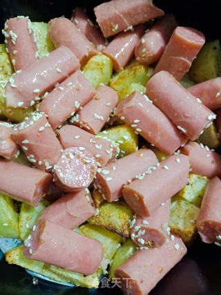 烤土豆香肠的做法步骤：7