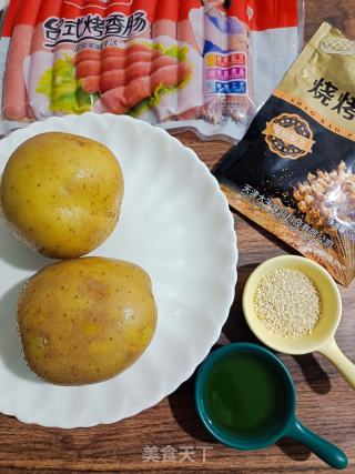 烤土豆香肠的做法步骤：1