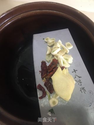 牛肉丸肉条汤的做法步骤：6