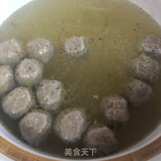 肉丸菌菇汤的做法步骤：3