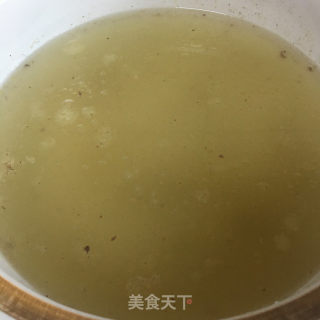 肉丸菌菇汤的做法步骤：1