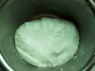 黄豆粉红糖粑粑的做法步骤：1