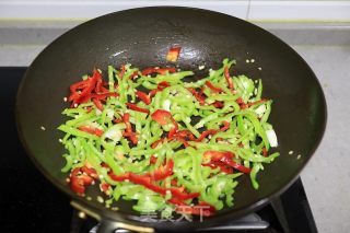 辣椒炒鸡杂的做法步骤：7