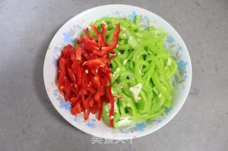 辣椒炒鸡杂的做法步骤：4