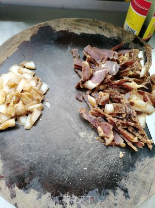 笋干焖腊肉的做法步骤：6