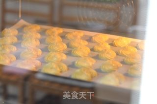 酸奶杏仁粉曲奇的做法步骤：11
