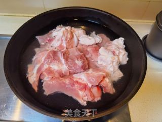 酱大骨的做法步骤：4