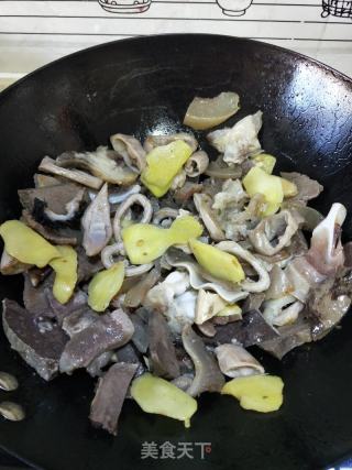 牛杂炖萝卜的做法步骤：5