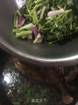 红烧黄花鱼的做法步骤：9