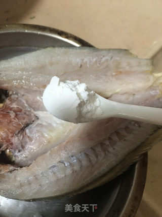 红烧黄花鱼的做法步骤：3