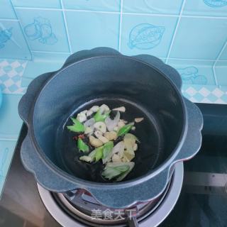 醋香炖梭鱼的做法步骤：4