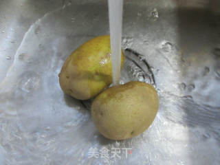 香菇酱炒土豆的做法步骤：2