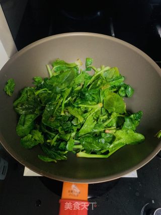 菠菜炒豆腐的做法步骤：3
