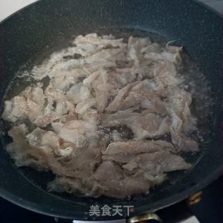 生菜拌猪肉卷的做法步骤：5
