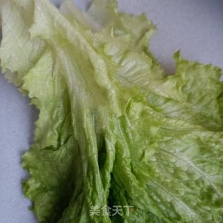 生菜拌猪肉卷的做法步骤：1