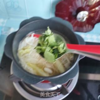荠菜馄饨面的做法步骤：8