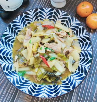 酸菜、白萝卜炒肉的做法步骤：11
