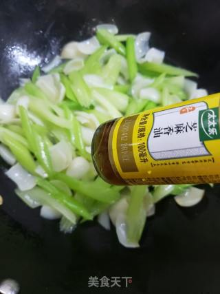 西芹百合的做法步骤：9