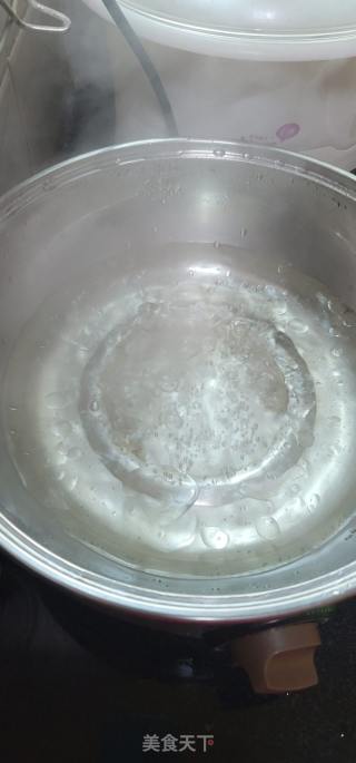 腊肉炒芥兰的做法步骤：5