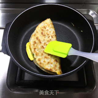 火腿鸡蛋饼(手抓饼)的做法步骤：5