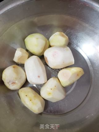 芋头炖鸡的做法步骤：4