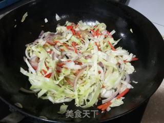 包菜肉丝炒粉条的做法步骤：7