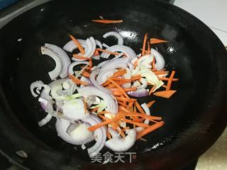 包菜肉丝炒粉条的做法步骤：6