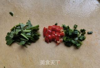 虫草花鲍鱼乌鸡汤米粉的做法步骤：2