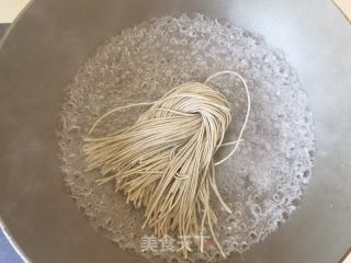酸辣荞麦面的做法步骤：9