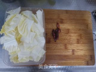 辣炒白菜的做法步骤：2