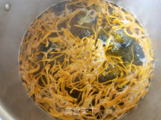 虫草花鲍鱼乌鸡汤的做法步骤：17