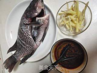 红烧鲷鱼的做法步骤：1