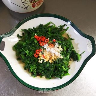 花生米拌茼蒿的做法步骤：7