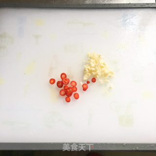 花生米拌茼蒿的做法步骤：4