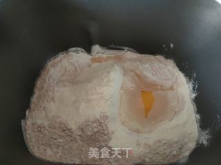 全麦面包的做法步骤：2