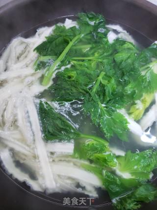 快手椒香油泼面的做法步骤：2