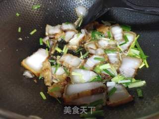 五花肉烧萝卜的做法步骤：3