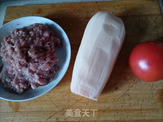 番茄莲藕肉丸汤的做法步骤：1