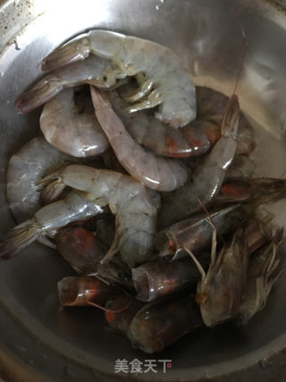 麻辣虾的做法步骤：1