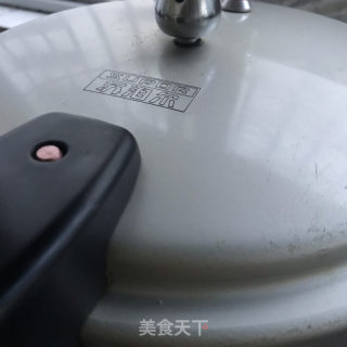 香辣龙骨炖时蔬的做法步骤：8