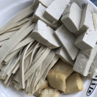 香辣龙骨炖时蔬的做法步骤：4