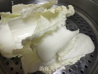 醋溜白菜的做法步骤：1