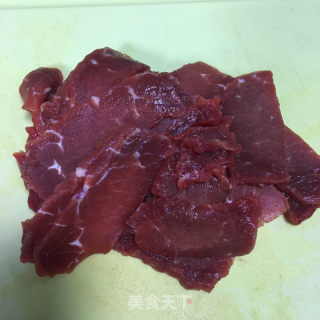 牛肉白菜汤的做法步骤：1