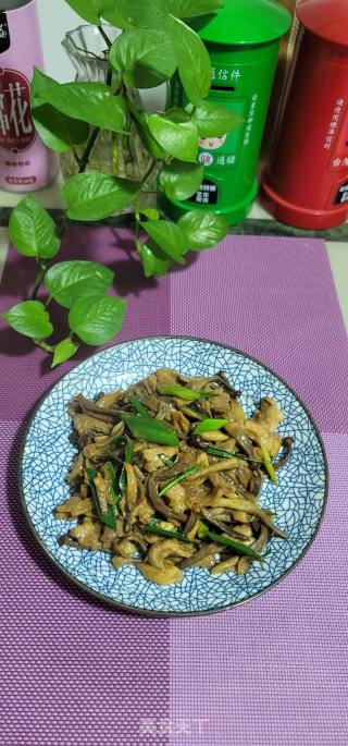 瘦肉炒鹿茸菇的做法步骤：11