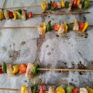 彩椒回锅肉串的做法步骤：9